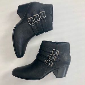 Clarks Artisan ankle boots